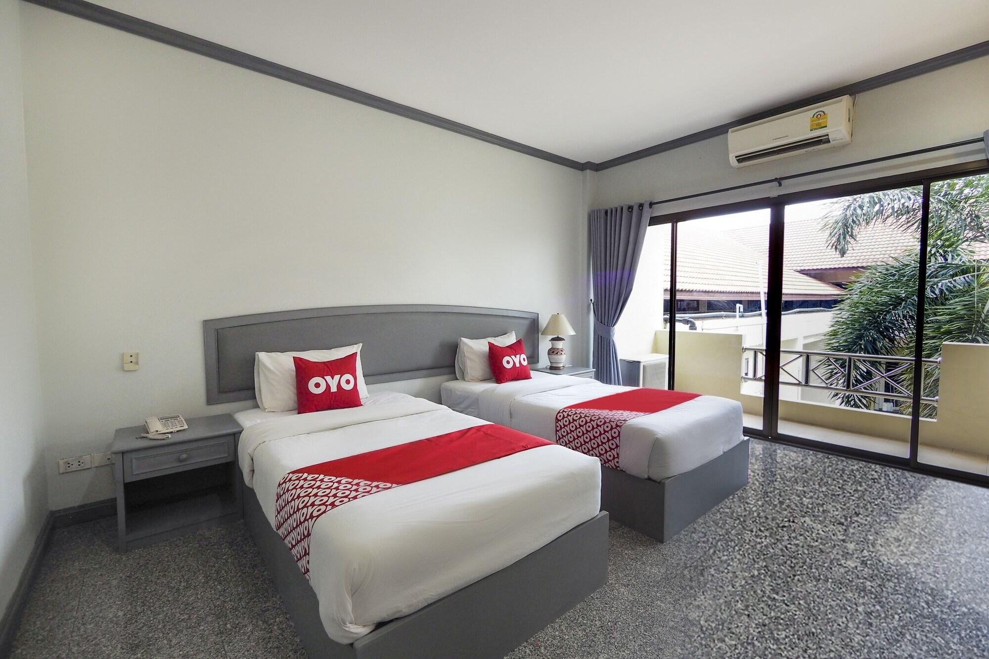 Oyo 859 Golden Land Hotel Csiangraj Kültér fotó